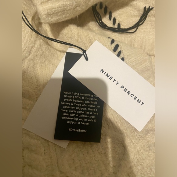 Ninety Percent oversized cable sweater vest - Picture 3 of 6